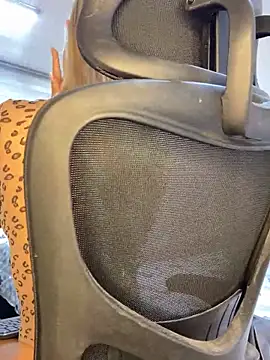 Snapshot of Anna_quinn chatting on February 2025 01:22:02 PM Anna quinn online show from February 2025 01:22:02 PM