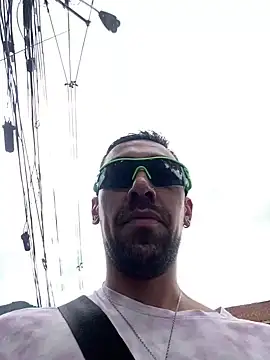 Snapshot of dantedesirexx chatting on February 2025 07:49:02 PM dantedesirexx online show from February 2025 07:49:02 PM