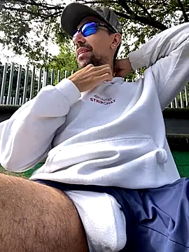 dantedesirexx online show from November 2025 02:22:01 PM