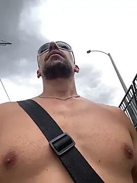 Snapshot of dantedesirexx chatting on March 2025 04:28:01 PM dantedesirexx online show from March 2025 04:28:01 PM