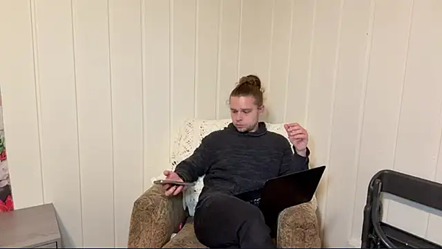 DaddydayDrinkzz online show from January 2026 04:30:01 AM