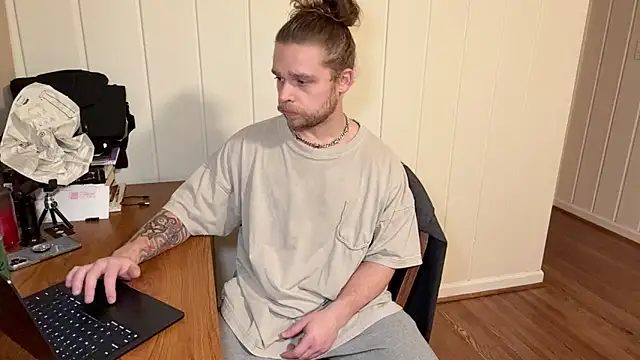 DaddydayDrinkzz online show from December 2025 05:54:02 AM