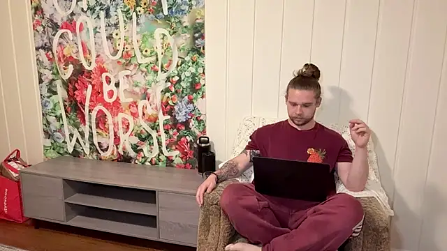 DaddydayDrinkzz online show from December 2025 05:18:01 AM