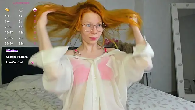 Esme Runn online show from October 2025 03:07:02 AM