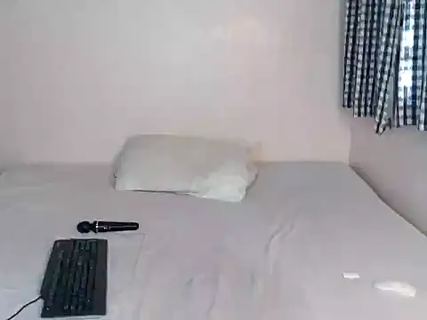Crystal x ebony online show from October 2025 04:22:01 AM
