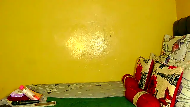 Down to earth girl online show from November 2025 05:39:02 PM