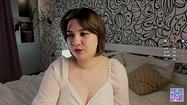 Snapshot of ZaraCrumpton chatting on February 2025 11:09:01 AM ZaraCrumpton online show from February 2025 11:09:01 AM