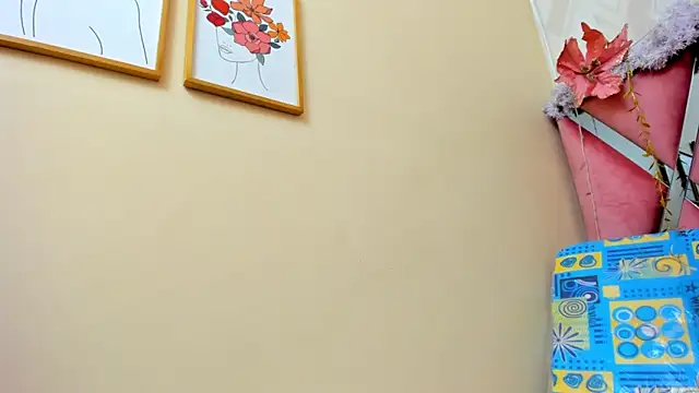 Snapshot of charlotterichardss chatting on December 2024 03:57:01 AM charlotterichardss online show from December 2024 03:57:01 AM