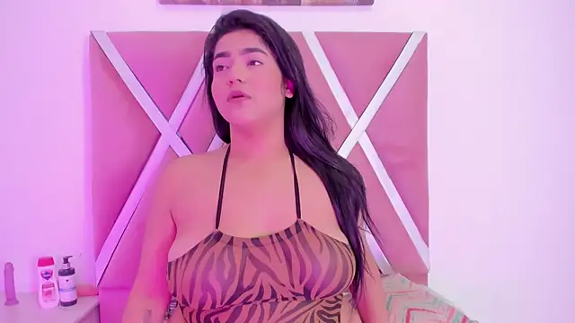 Snapshot of charlotterichardss chatting on November 2025 03:20:01 AM charlotterichardss online show from November 2025 03:20:01 AM