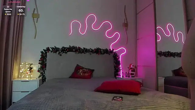 Snapshot of flora_off chatting on January 2025 05:58:02 AM flora off online show from January 2025 05:58:02 AM