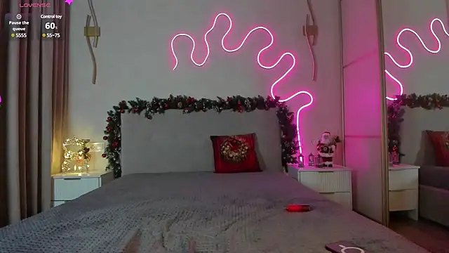 Snapshot of flora_off chatting on January 2025 12:30:02 PM flora off online show from January 2025 12:30:02 PM