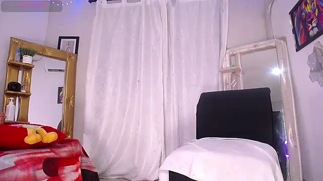 alaia 03 online show from May 2026 01:56:02 AM