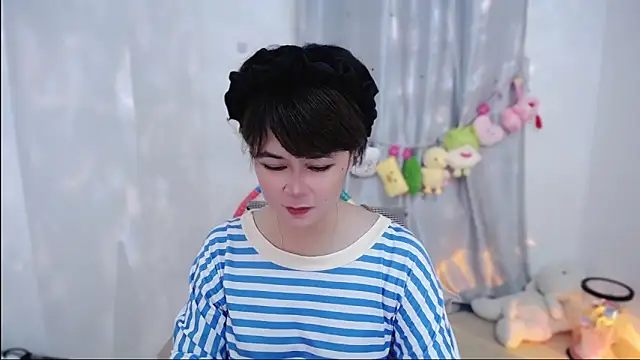 Snapshot of Fan_ting chatting on October 2025 02:09:02 PM Fan ting online show from October 2025 02:09:02 PM