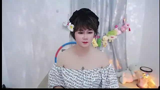 Snapshot of Fan_ting chatting on October 2025 03:24:02 PM Fan ting online show from October 2025 03:24:02 PM