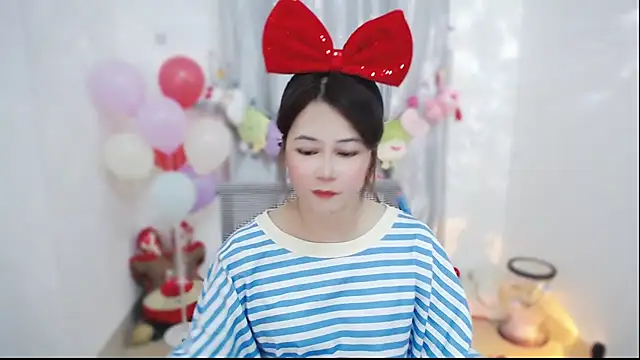 Snapshot of Fan_ting chatting on February 2026 06:26:01 AM Fan ting online show from February 2026 06:26:01 AM