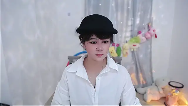 Snapshot of Fan_ting chatting on October 2025 05:00:01 AM Fan ting online show from October 2025 05:00:01 AM