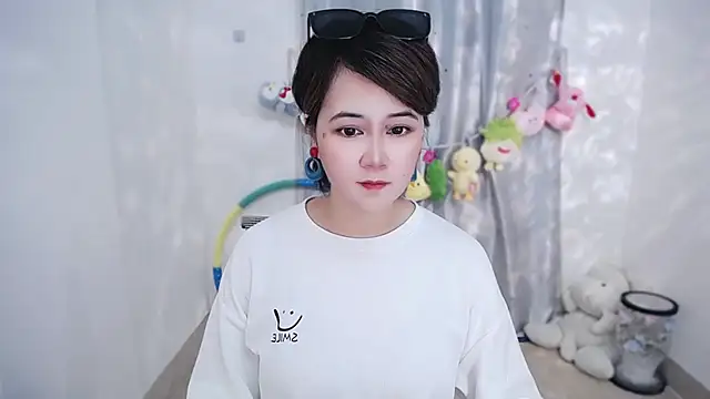 Snapshot of Fan_ting chatting on September 2025 10:57:02 AM Fan ting online show from September 2025 10:57:02 AM