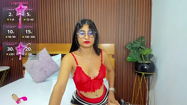 evelin leroy online show from March 2025 03:14:02 PM
