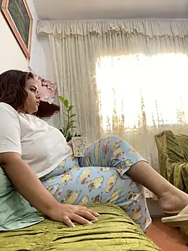 Evabigass online show from April 2026 12:30:02 PM