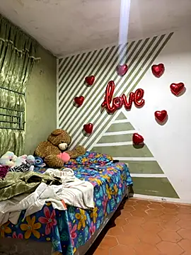 Evabigass online show from November 2025 08:09:01 PM