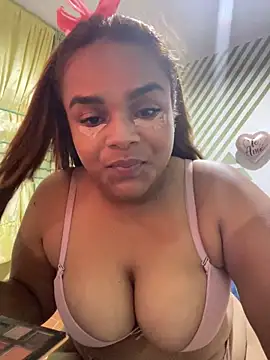 Evabigass online show from October 2025 07:48:02 PM