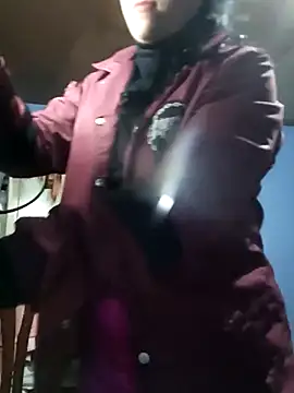 Elvishcassie  online show from March 2026 10:10:01 PM