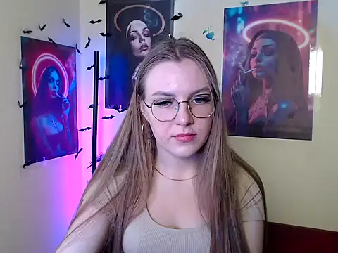 Snapshot of _AlMamiyy_ chatting on September 2025 01:34:02 PM  AlMamiyy  online show from September 2025 01:34:02 PM