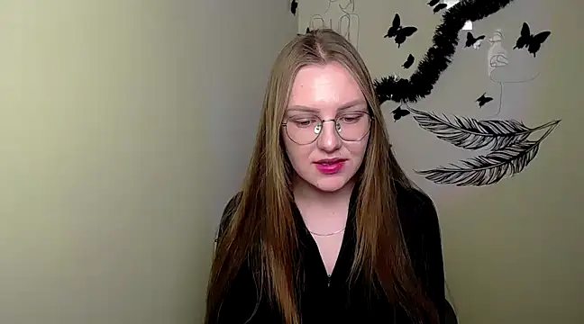 Snapshot of _AlMamiyy_ chatting on February 2025 06:01:02 PM  AlMamiyy  online show from February 2025 06:01:02 PM