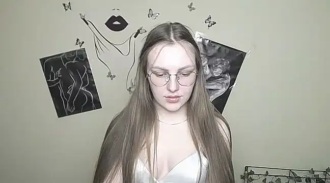 Snapshot of _AlMamiyy_ chatting on March 2025 04:49:01 PM  AlMamiyy  online show from March 2025 04:49:01 PM