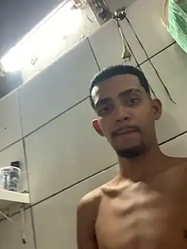 Snapshot of moreninhoP chatting on January 2025 11:34:02 AM moreninhoP online show from January 2025 11:34:02 AM