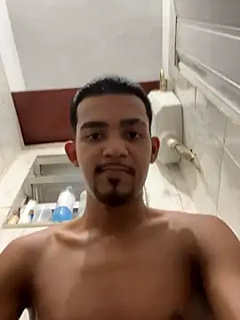 moreninhoP online show from January 2026 03:43:01 AM