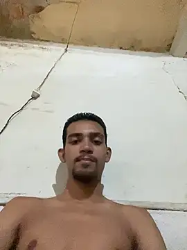 Snapshot of moreninhoP chatting on March 2025 10:57:02 AM moreninhoP online show from March 2025 10:57:02 AM