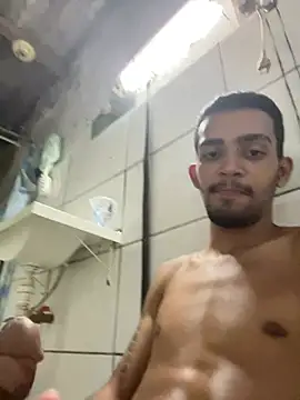 Snapshot of moreninhoP chatting on March 2025 03:04:01 AM moreninhoP online show from March 2025 03:04:01 AM