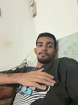 Snapshot of moreninhoP chatting on March 2025 03:13:02 AM moreninhoP online show from March 2025 03:13:02 AM