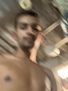 Snapshot of moreninhoP chatting on February 2025 05:00:01 PM moreninhoP online show from February 2025 05:00:01 PM