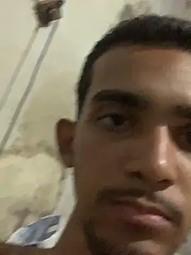 Snapshot of moreninhoP chatting on December 2024 05:59:02 AM moreninhoP online show from December 2024 05:59:02 AM