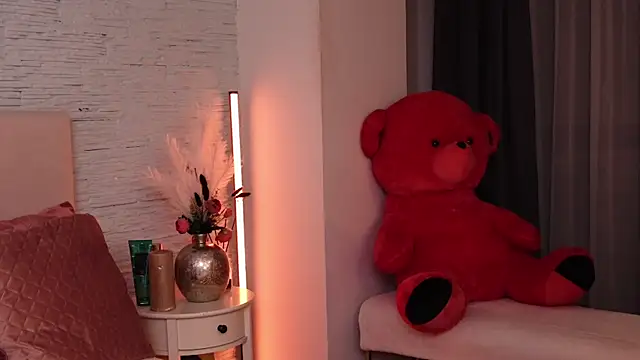 RachelSwaan online show from February 2025 03:30:02 AM