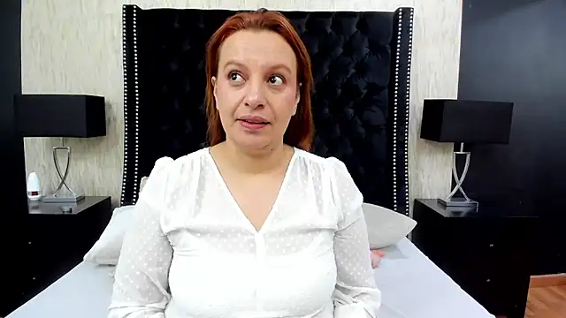 RoxieJackson online show from February 2025 12:04:01 PM