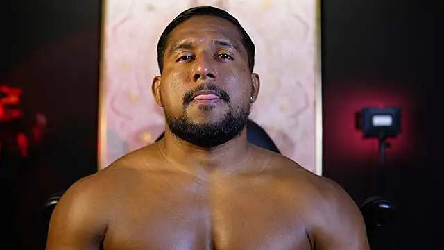 Snapshot of CallumMuscle chatting on October 2025 05:37:02 PM CallumMuscle online show from October 2025 05:37:02 PM