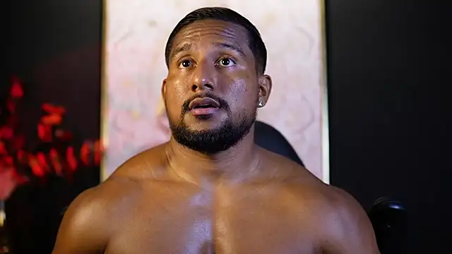 Snapshot of CallumMuscle chatting on October 2025 07:45:02 PM CallumMuscle online show from October 2025 07:45:02 PM