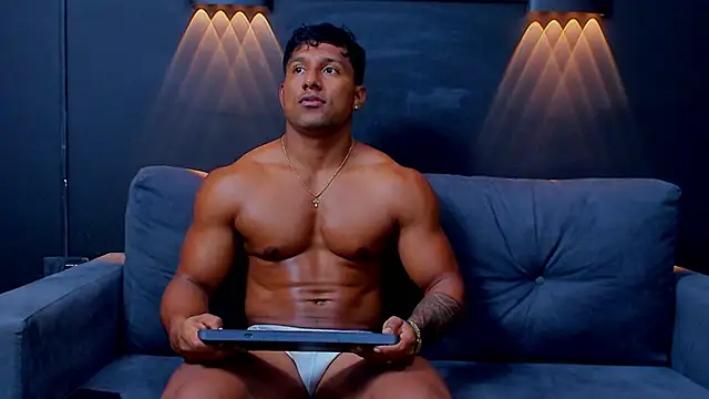 Snapshot of CallumMuscle chatting on March 2025 02:32:01 PM CallumMuscle online show from March 2025 02:32:01 PM