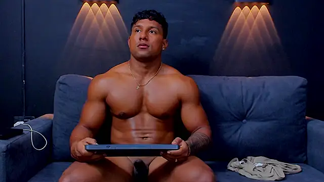 Snapshot of CallumMuscle chatting on February 2025 05:26:02 AM CallumMuscle online show from February 2025 05:26:02 AM