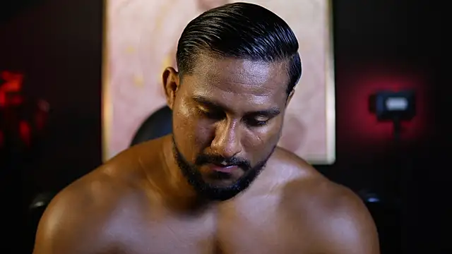 Snapshot of CallumMuscle chatting on October 2025 07:22:01 PM CallumMuscle online show from October 2025 07:22:01 PM