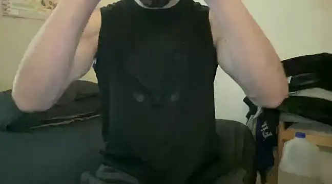 Snapshot of alphajoshkosh chatting on March 2025 06:43:01 PM alphajoshkosh online show from March 2025 06:43:01 PM