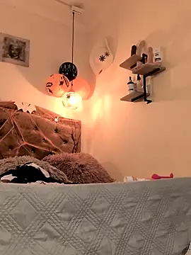 Snapshot of evafoxs chatting on October 2025 05:13:02 PM evafoxs online show from October 2025 05:13:02 PM