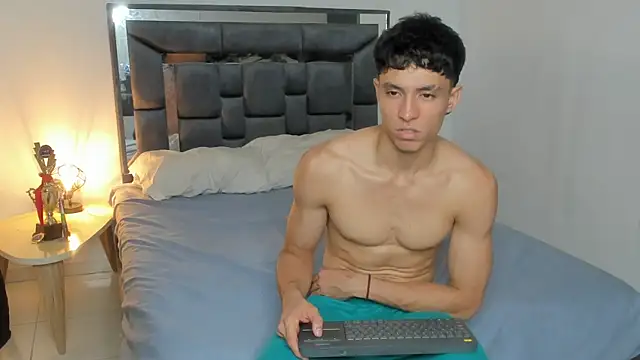 enzo sloran online show from November 2025 08:14:02 AM