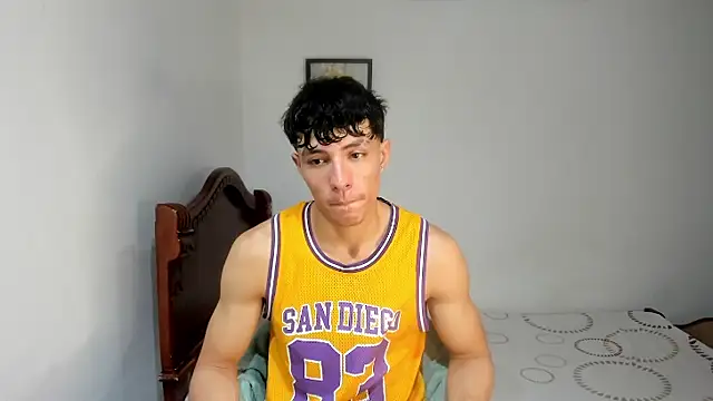 Snapshot of enzo_sloran chatting on September 2025 05:30:01 PM enzo sloran online show from September 2025 05:30:01 PM