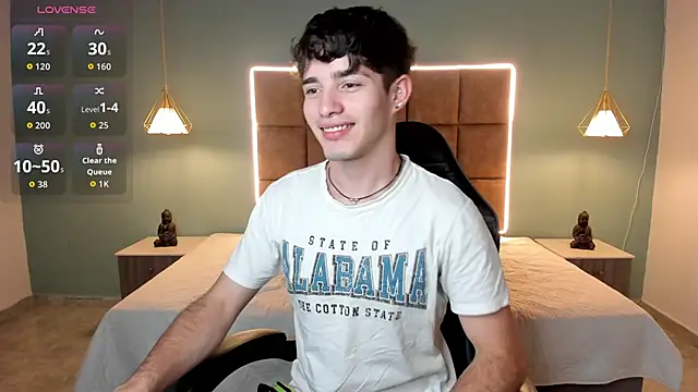 AlejooTwink online show from May 2026 02:15:01 AM