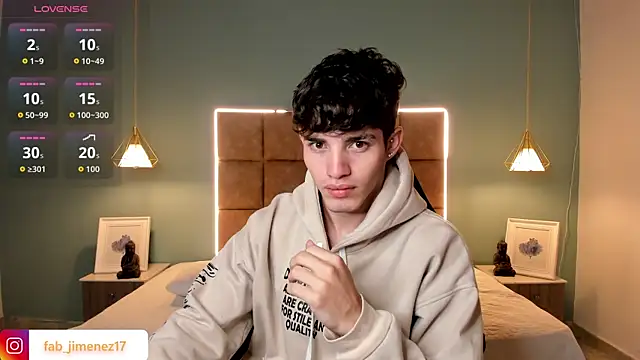 AlejooTwink online show from April 2026 02:48:01 AM