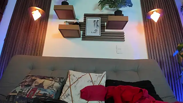 Layla 707 online show from March 2025 12:19:01 AM